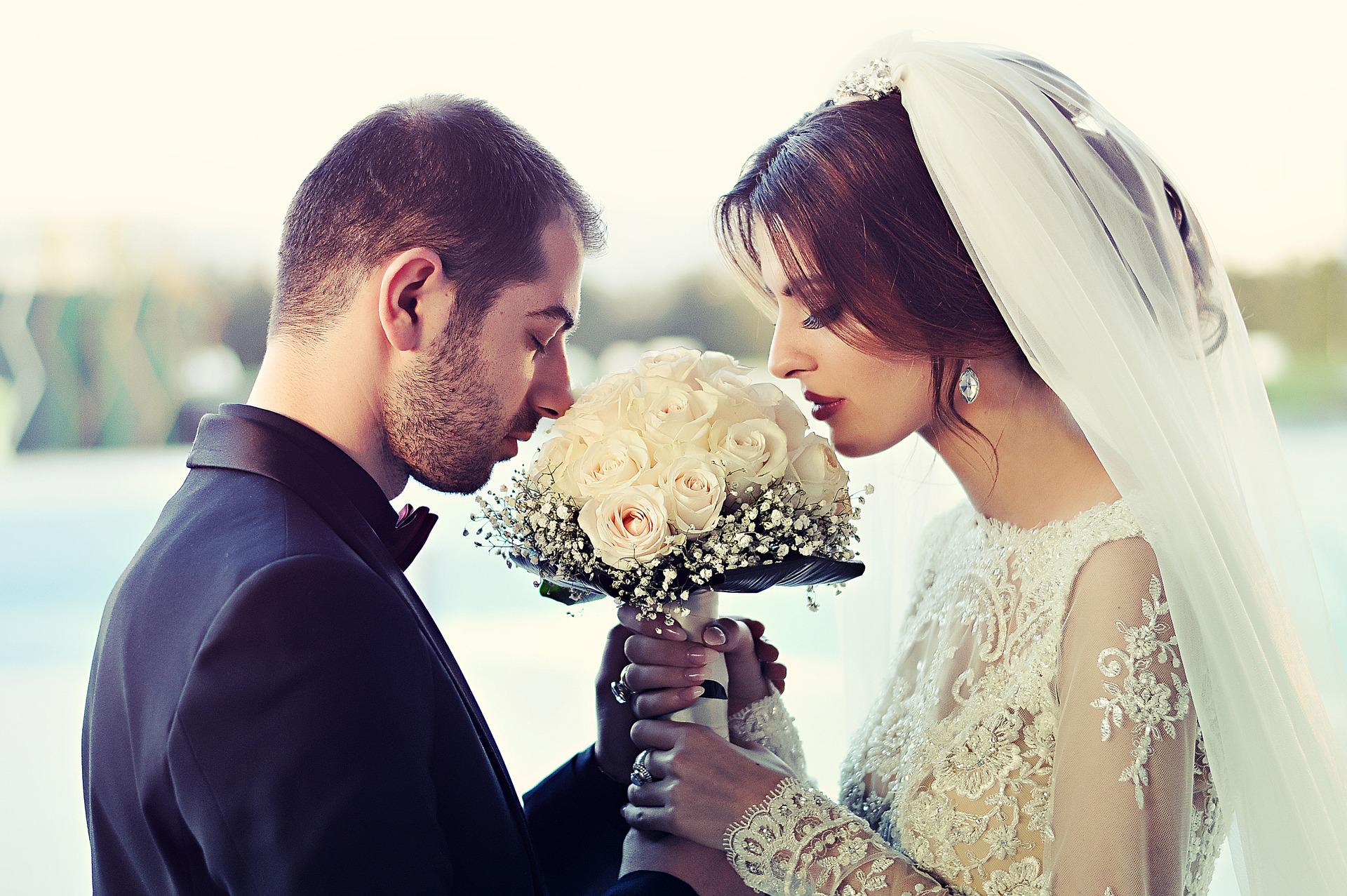 Hogyan erősíti a házassági szerződés a családok kapcsolatát? - 5 módszer a boldogabb és stabilabb házasságért